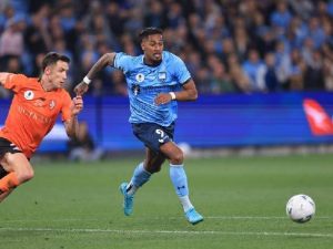 Soi kèo góc Brisbane Roar vs Sydney FC, 15h35 ngày 1/11: Đội khách lép vế