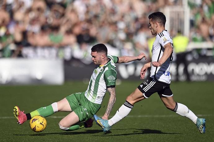 Nhận định, soi kèo Racing Santander vs Burgos, 0h30 ngày 17/11: Phong độ trái ngược