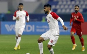 Nhận định, soi kèo Oman vs Qatar, 21h25 ngày 24/12: Bảng đấu cân bằng