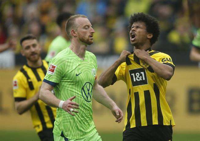 Nhận định, soi kèo Wolfsburg vs Dortmund, 23h30 ngày 22/12: Gặp khó khi xa nhà