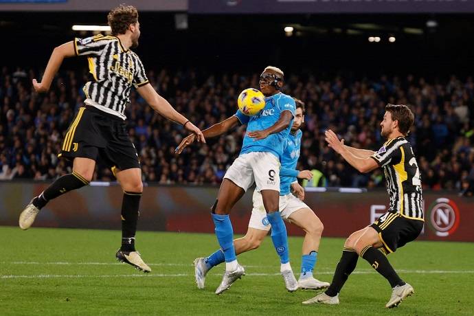 Soi kèo phạt góc Napoli vs Juventus, 0h00 ngày 26/1